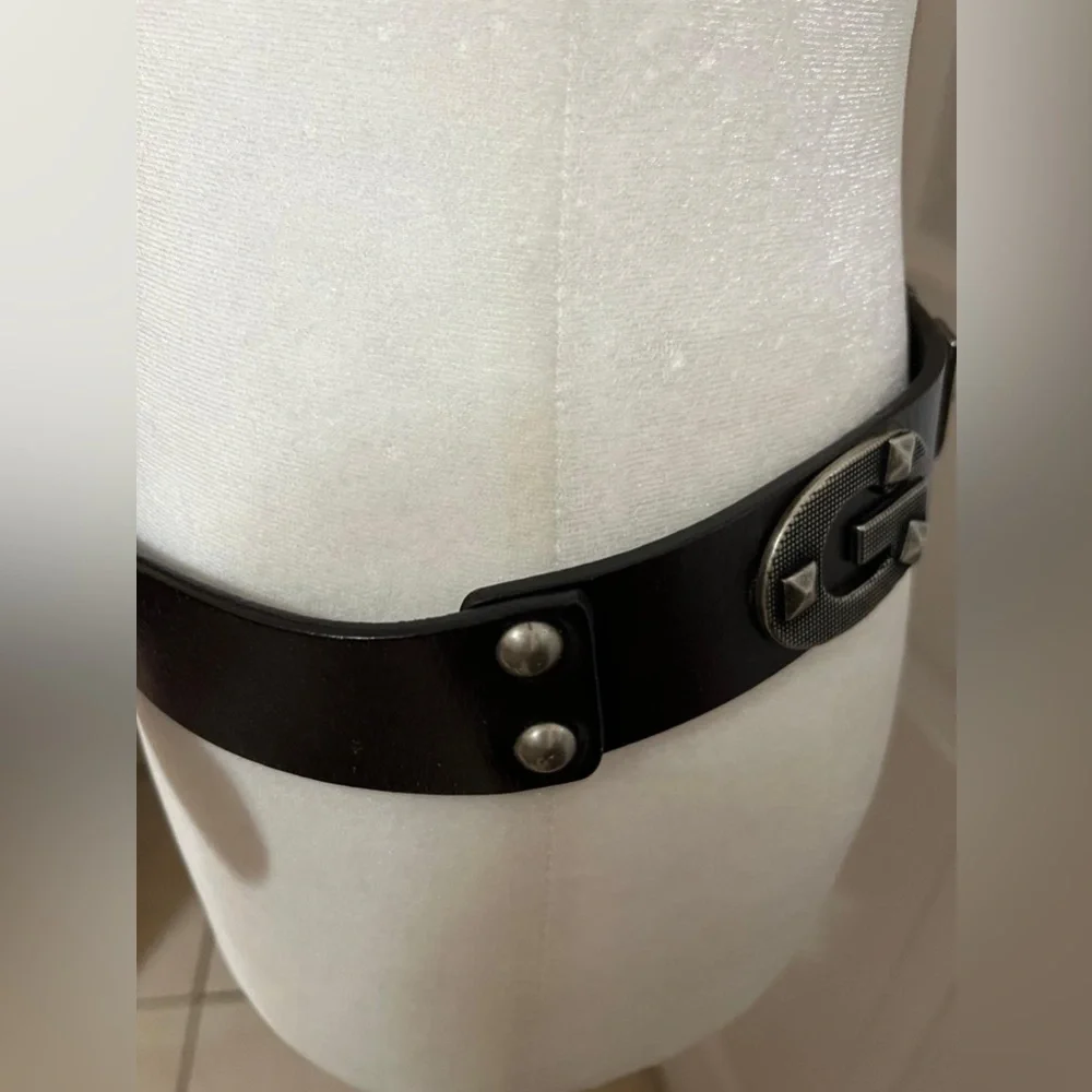 (18) Black Leather Belt with Silver Buckle